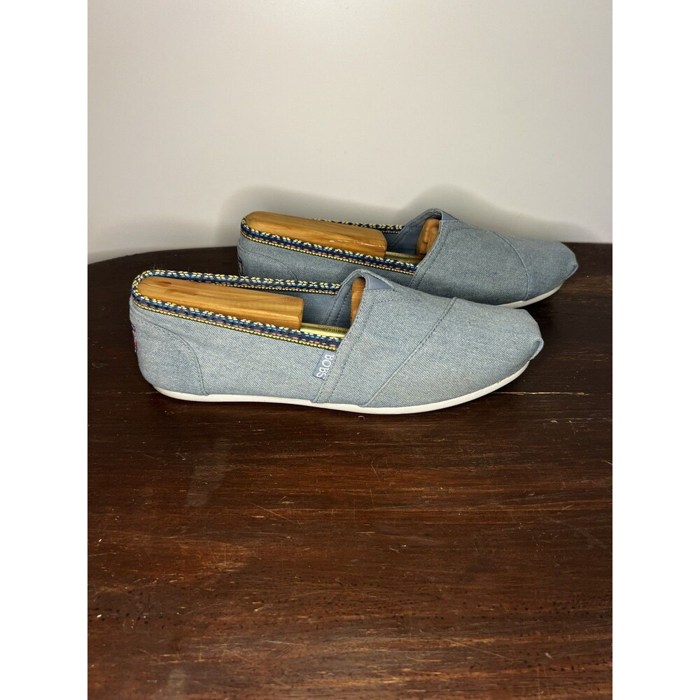 BOBS Skechers memory foam slip on flats size 10 shoes denim. New never worn